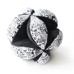 Wee Gallery Sensory Toys>Sensory Clutch Ball